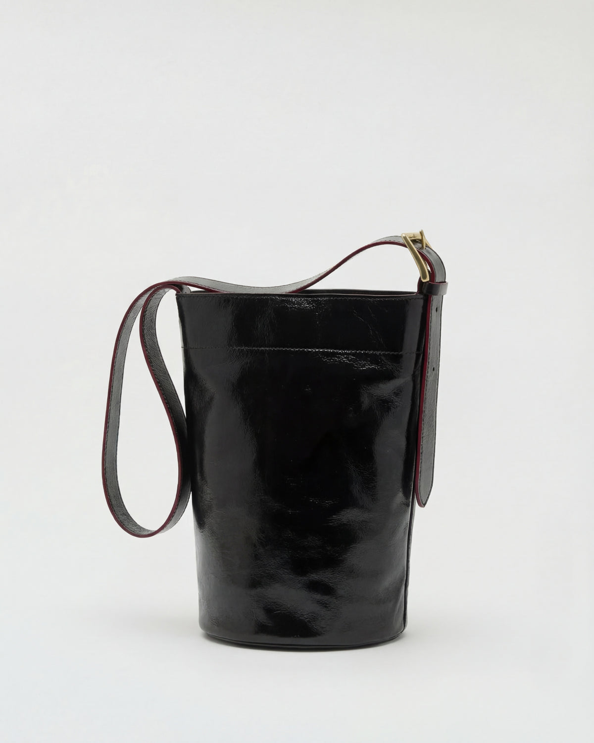 Jade patent black