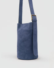 Charger l&#39;image dans la galerie, Jade suede blu
