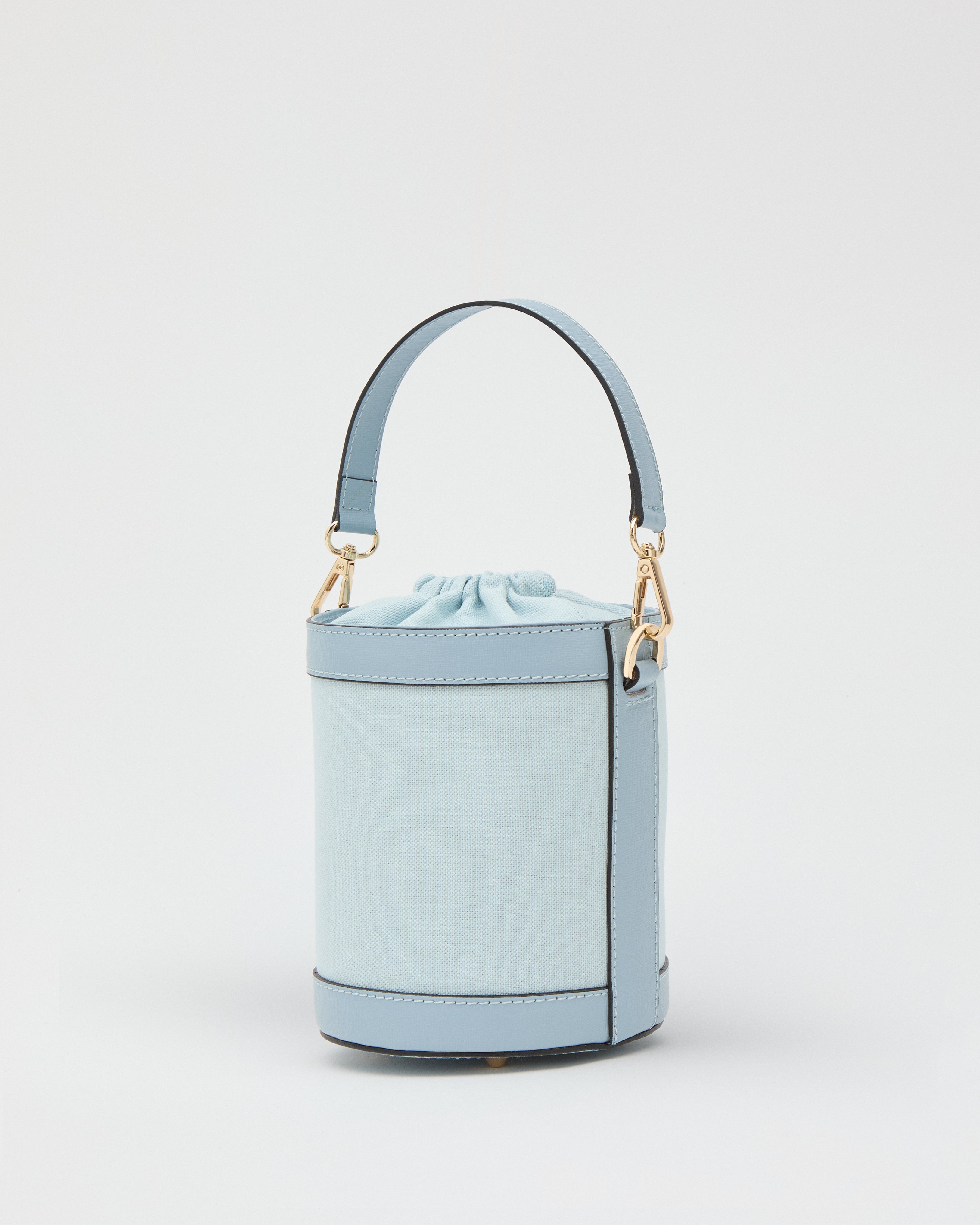 Angèle canvas total celeste