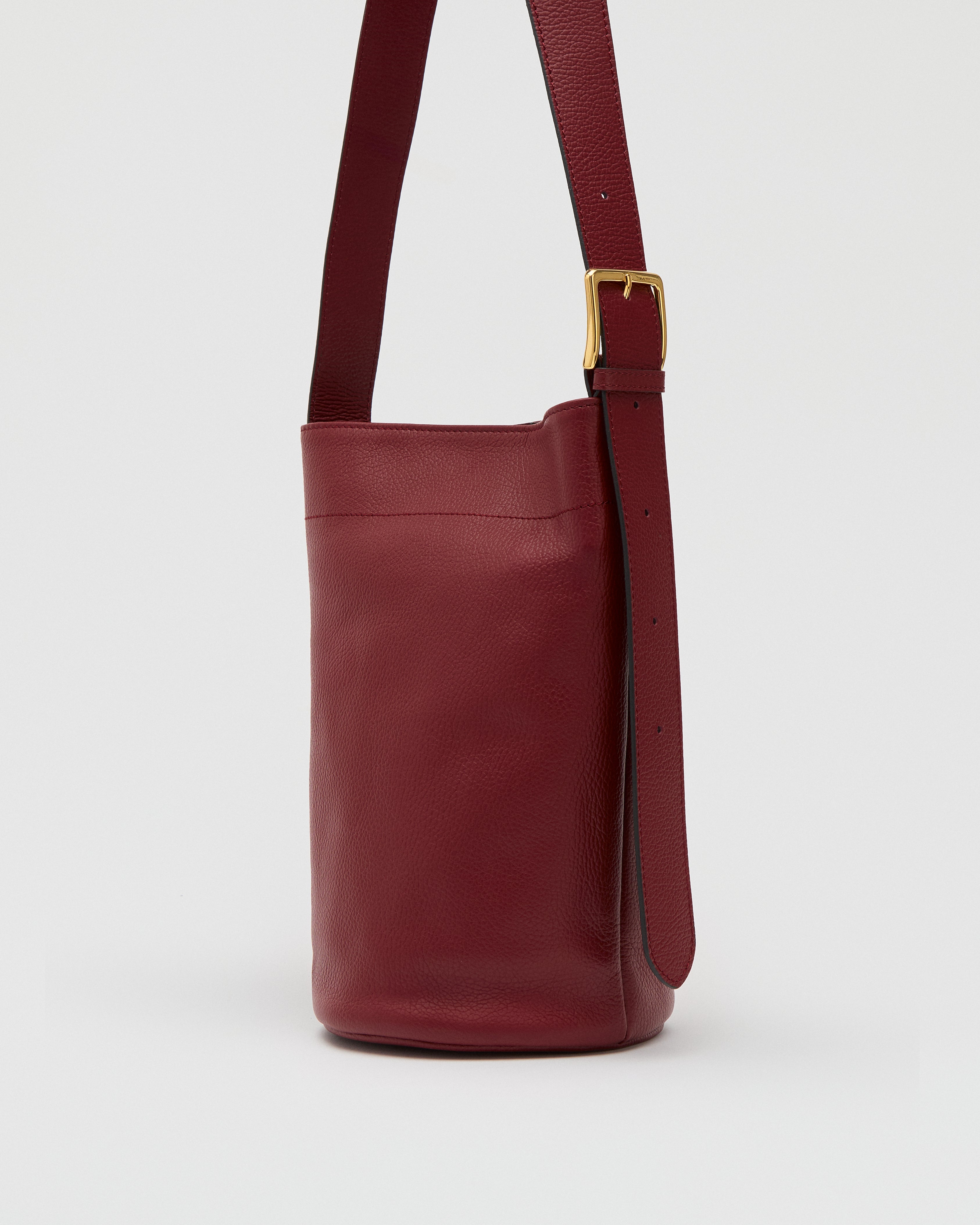 Jade burgundy