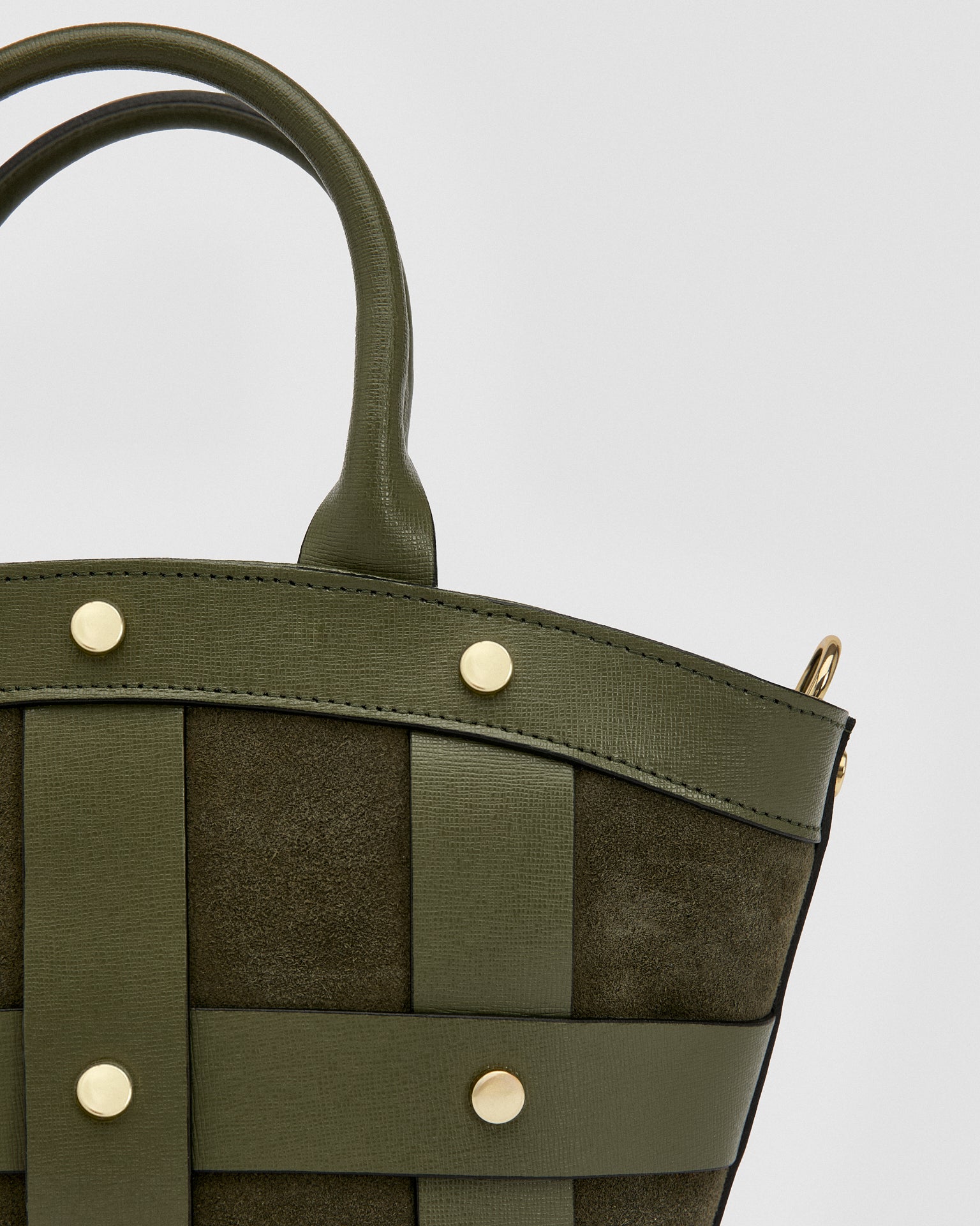 Mini Victoire stud suede verde