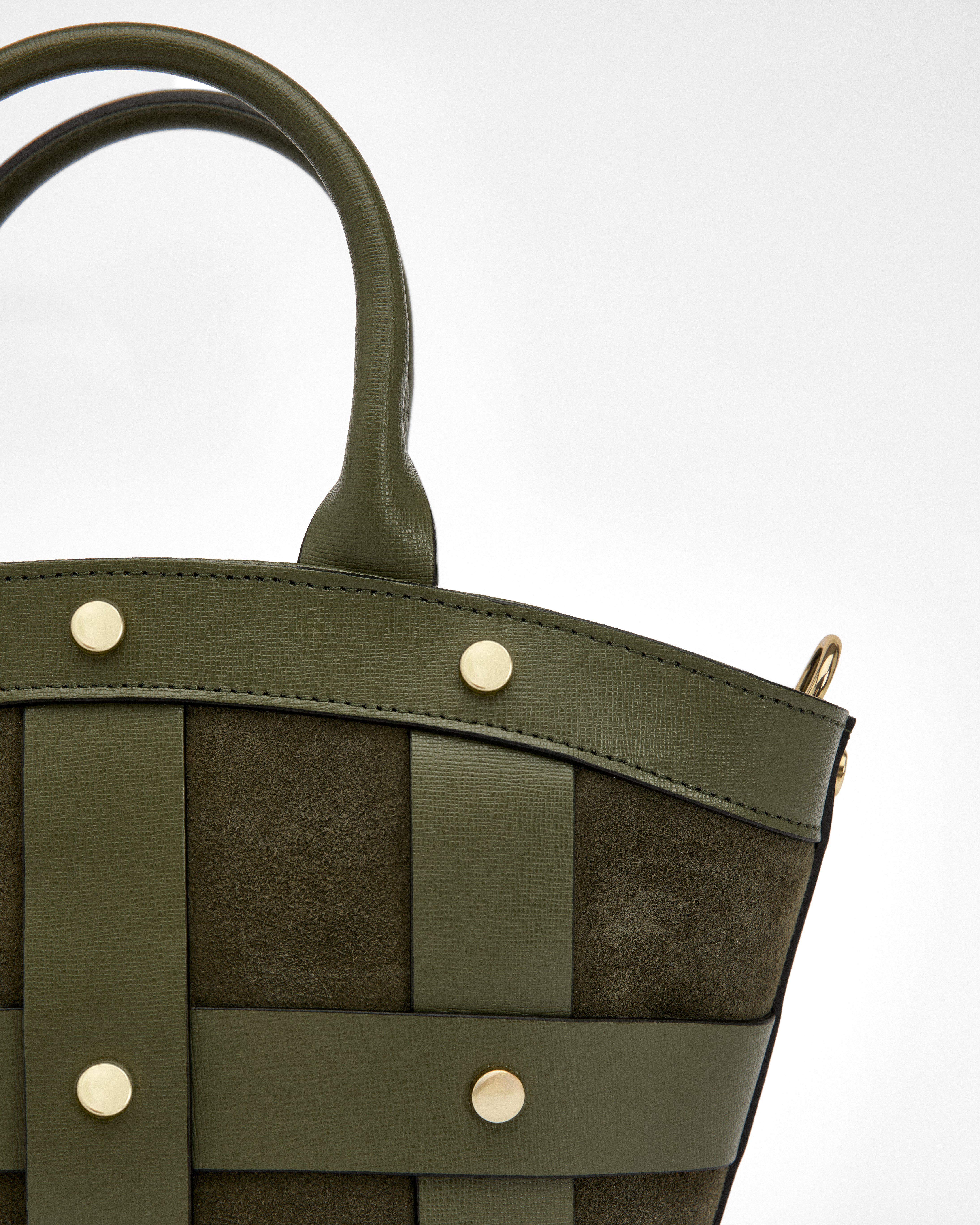 Mini Victoire stud suede verde