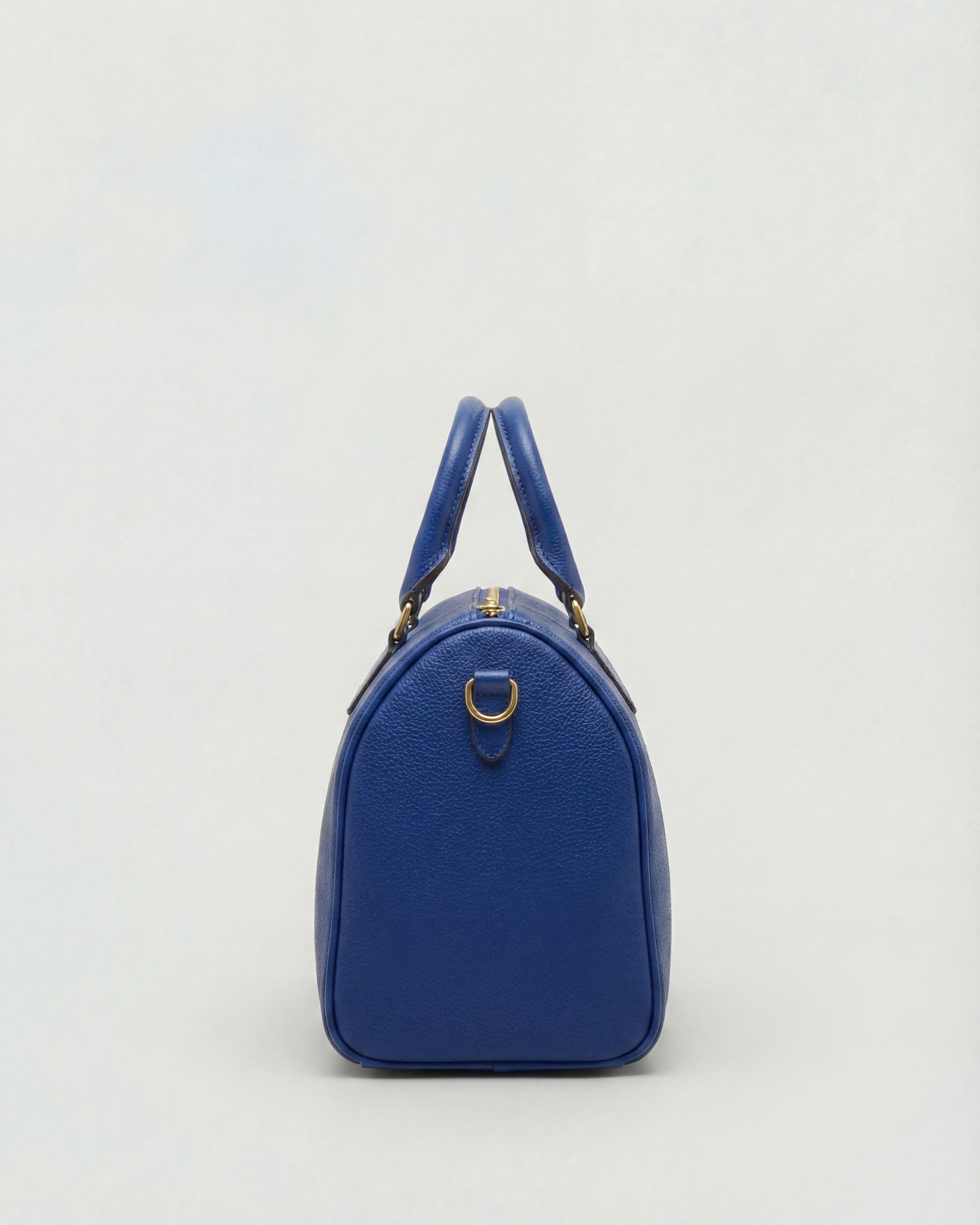 Béatrice blue