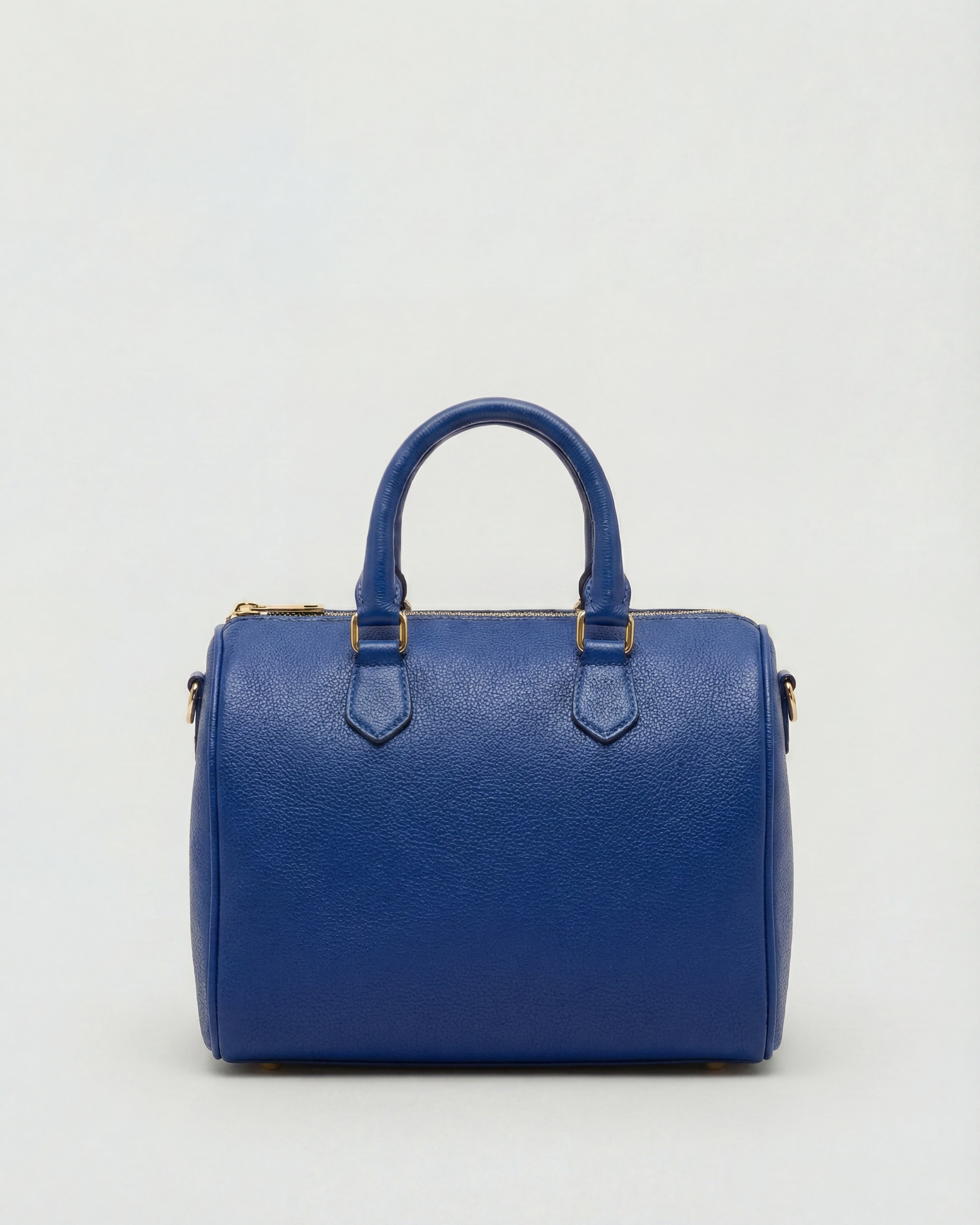 Béatrice blue