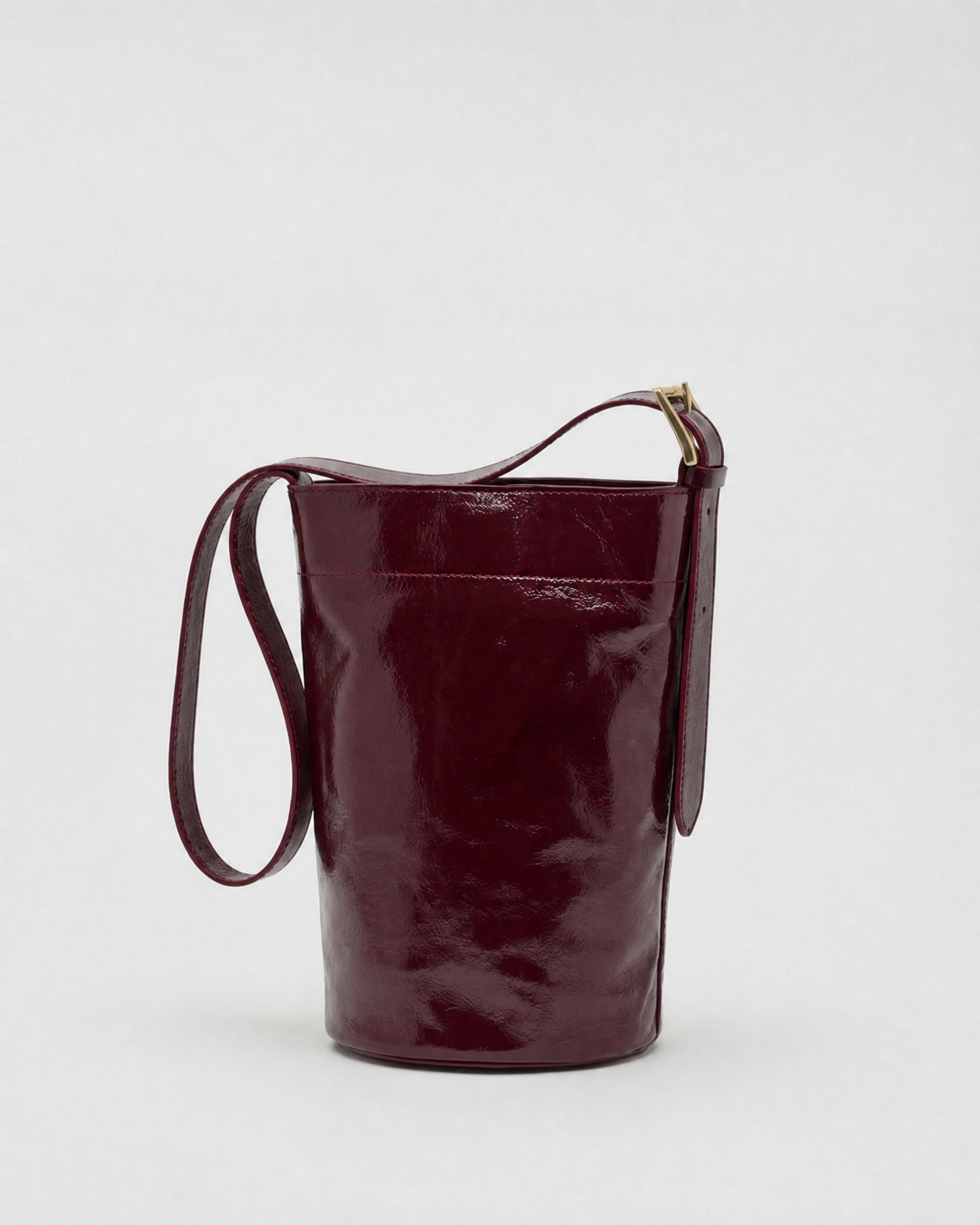 Jade vernice bordeaux