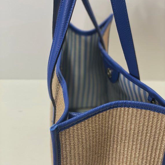 Camille raffia, blue leather